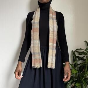Vintage Plaid Fringe knit Scarf